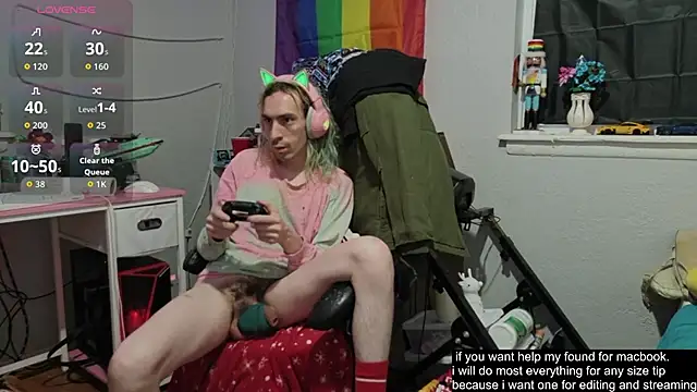 tallnerdyguy online show from October 12, 3:00 am