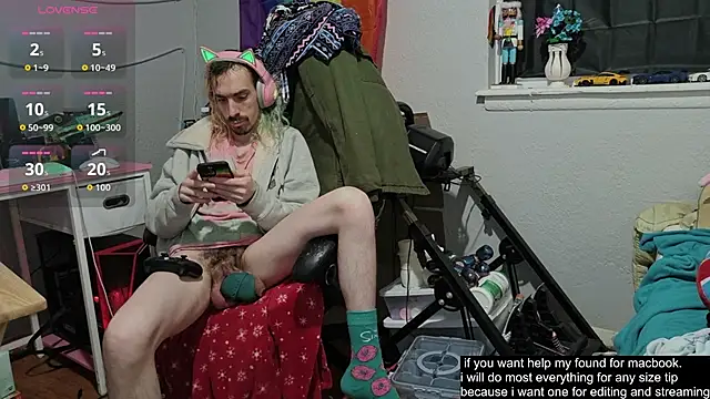 tallnerdyguy online show from November 6, 4:04 am