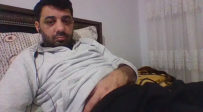 Snapshot of Sexyy_Mann34 chatting on February 15, 8:45 pm Sexyy Mann34 online show from February 15, 8:45 pm