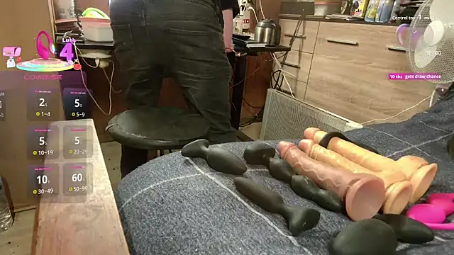 misteryman1956 online show from October 7, 6:45 pm