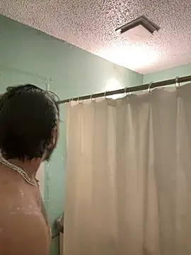 yomanfriend online show from December 6, 3:55 pm