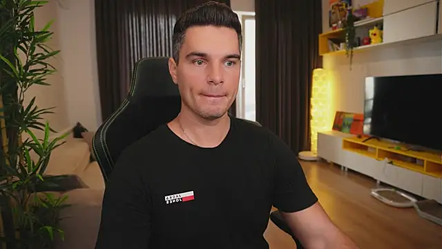 Snapshot of billypassion chatting on September 13, 10:05 am billypassion online show from September 13, 10:05 am