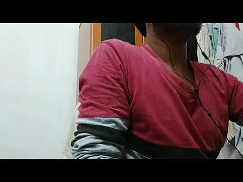 Snapshot of Awesomehotboy chatting on October 31, 5:31 am Awesomehotboy online show from October 31, 5:31 am