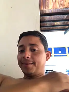 isacalejandroo online show from January 22, 5:06 pm