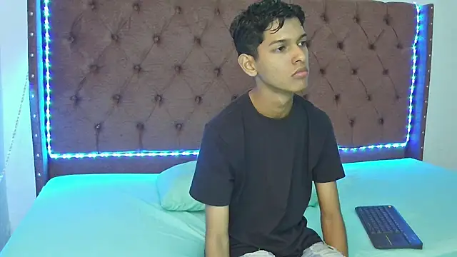 boys yourparty online show from March 18, 1:34 pm