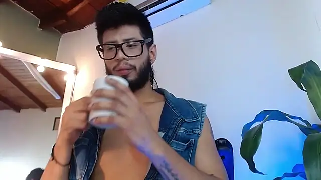 Colby brown03 online show from February 8, 9:08 pm