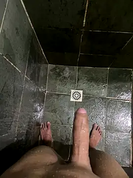 gzn01 online show from November 3, 7:15 pm