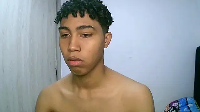 sexy diamante  online show from November 3, 11:28 pm