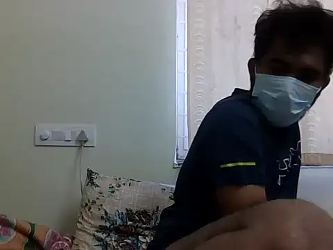 nick05inch online show from December 20, 7:37 am