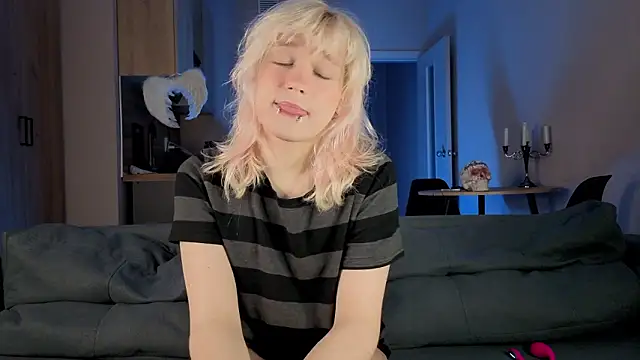 Gregory Byyrd online show from March 17, 9:28 pm