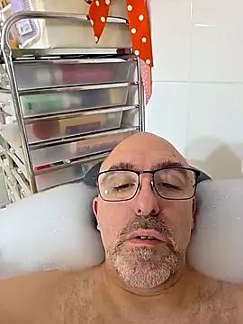 Crosss-23cm online show from March 3, 6:37 pm