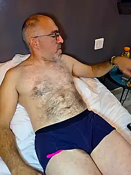 Crosss-23cm online show from October 12, 6:35 pm