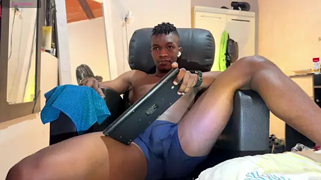 KENDER21  online show from January 9, 5:56 am