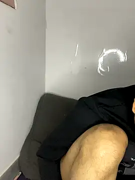 lixiaoshuai8 online show from November 18, 5:22 am