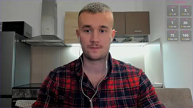 Snapshot of cute_mark chatting on February 15, 6:55 pm cute mark online show from February 15, 6:55 pm