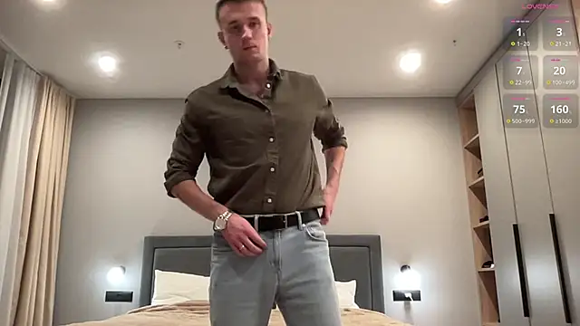 cute mark online show from November 6, 7:39 pm