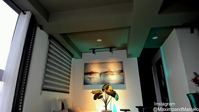 Maximo Marcelo online show from February 20, 11:10 pm