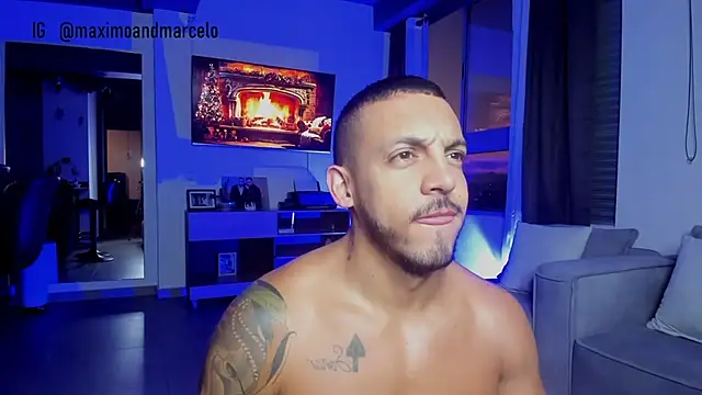 Maximo Marcelo online show from December 10, 11:10 pm