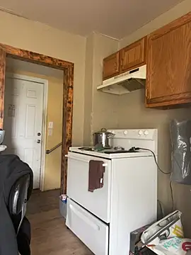 prettyrichie online show from March 16, 4:11 pm