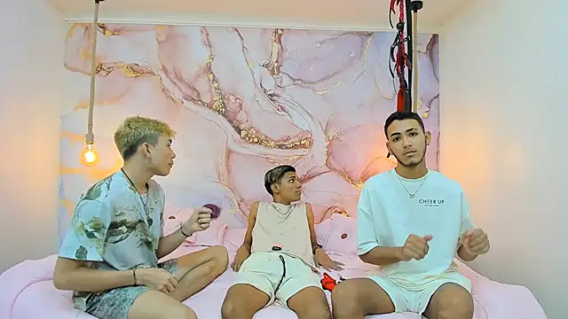 StrawwBoys online show from January 10, 9:53 pm