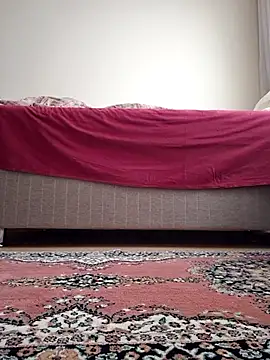 nyraminyon online show from October 13, 9:26 am