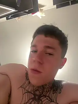 Snapshot of adolf_loo chatting on January 15, 9:09 pm adolf loo online show from January 15, 9:09 pm