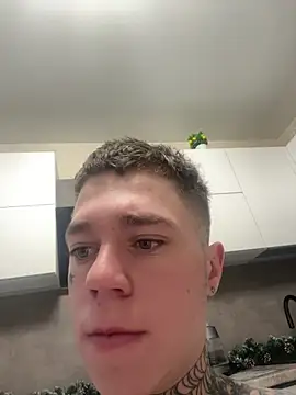 Snapshot of adolf_loo chatting on December 23, 12:41 pm adolf loo online show from December 23, 12:41 pm