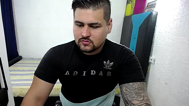 pitbullveryhot online show from November 17, 7:55 am