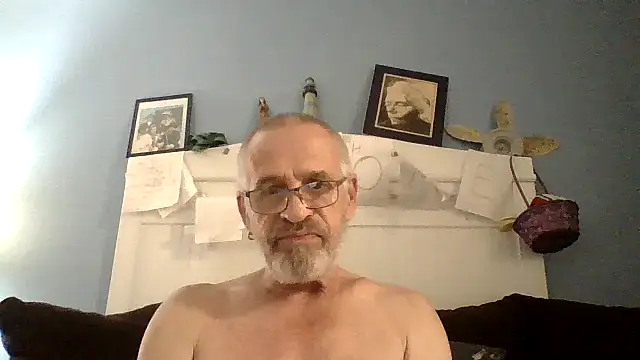 geilerschwanz64 online show from October 11, 6:28 am