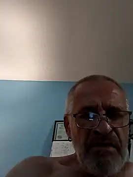 Snapshot of geilerschwanz64 chatting on March 21, 8:28 am geilerschwanz64 online show from March 21, 8:28 am
