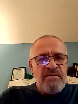 Snapshot of geilerschwanz64 chatting on December 20, 12:49 pm geilerschwanz64 online show from December 20, 12:49 pm