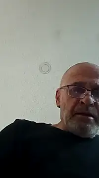 Snapshot of geilerschwanz64 chatting on January 10, 7:25 am geilerschwanz64 online show from January 10, 7:25 am