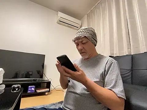 Grandpa29hijii online show from October 24, 1:13 pm