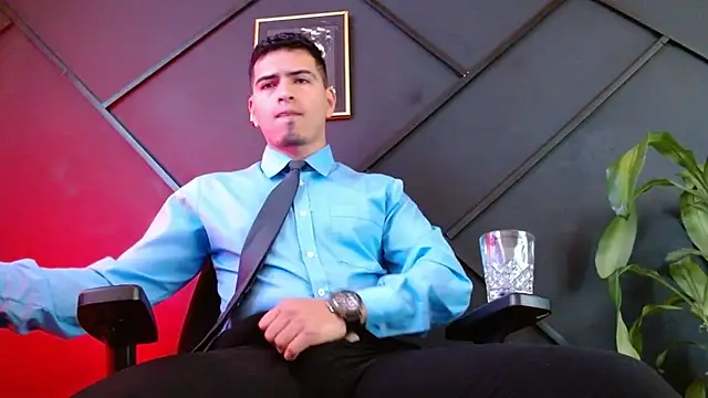 Adrian Mill3r online show from March 18, 4:39 pm