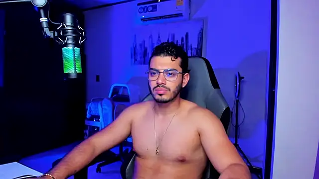 BrunoD31 online show from November 5, 4:58 am