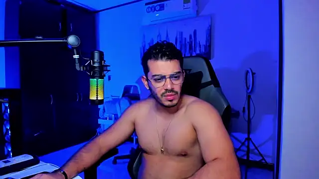 BrunoD31 online show from November 13, 3:11 am