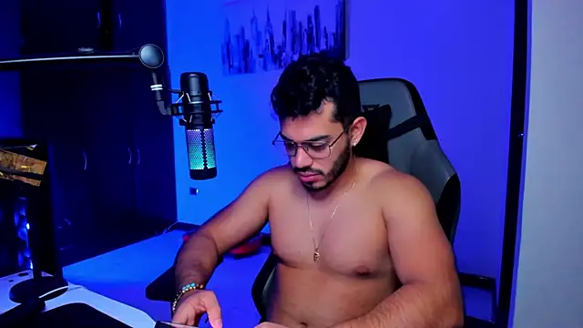 BrunoD31 online show from October 13, 1:17 pm