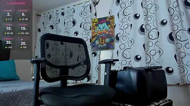 Giomar Reyes online show from October 16, 8:39 pm