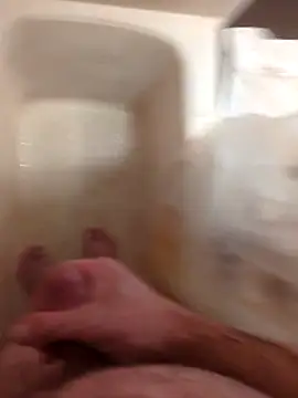 Cuminmyhands90 online show from December 18, 3:46 am