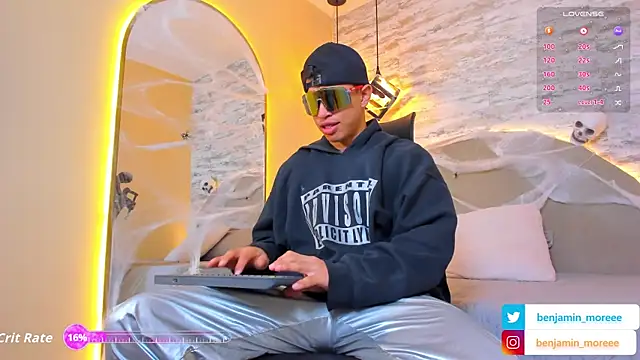 Benjamin More online show from October 17, 1:48 pm