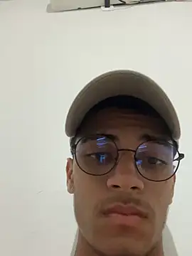 Naka300 online show from February 5, 10:39 pm