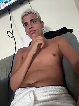 Leo bunny hot online show from October 18, 7:30 pm