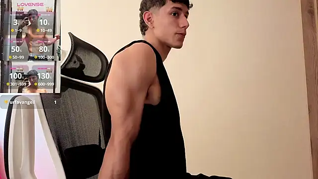 Cristopher23  online show from October 22, 3:05 pm