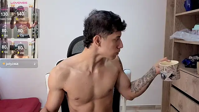 Cristopher23  online show from October 15, 1:52 pm