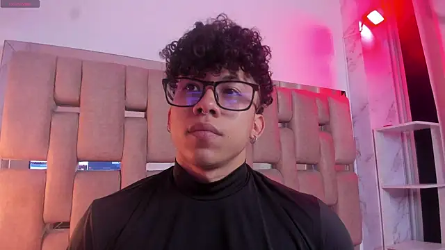 AkazaBoy  online show from November 4, 5:41 am