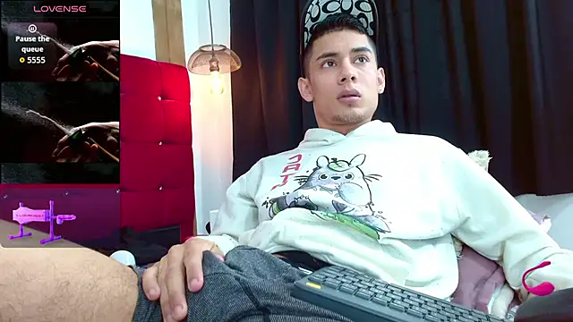 Oliver king sex online show from October 3, 3:39 pm