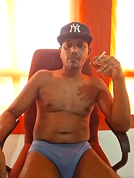 dmancams1874 online show from October 10, 3:39 pm