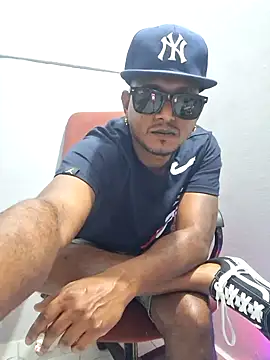 dmancams1874 online show from November 6, 1:25 pm