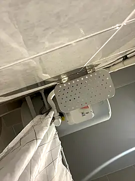 lescro95  online show from January 6, 10:52 am