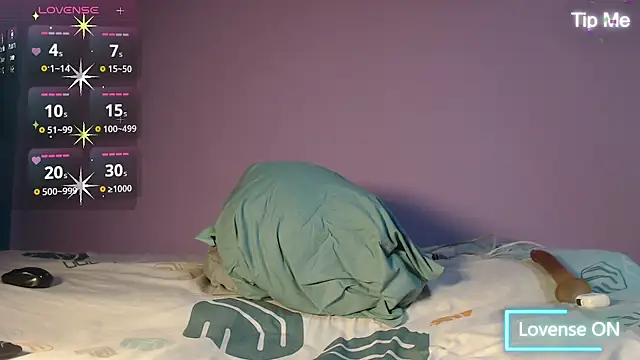 Dante Bear  online show from September 29, 3:05 am